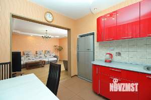 2-к квартира, посуточно, 58м2, 7/10 этаж