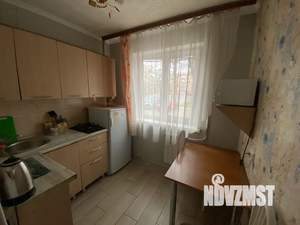 2-к квартира, посуточно, 50м2, 1/5 этаж