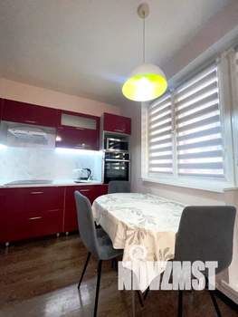 Студия квартира, посуточно, 38м2, 2/17 этаж