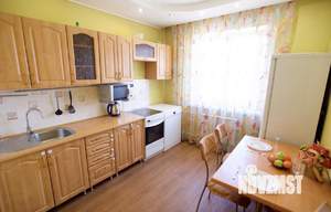2-к квартира, посуточно, 60м2, 1/1 этаж