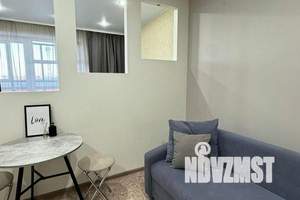 1-к квартира, посуточно, 41м2, 7/17 этаж