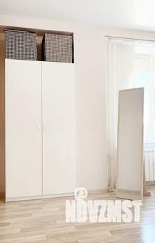 2-к квартира, посуточно, 56м2, 3/25 этаж