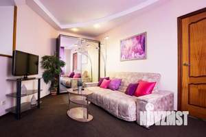 1-к квартира, посуточно, 66м2, 1/1 этаж