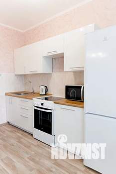 1-к квартира, посуточно, 42м2, 6/10 этаж