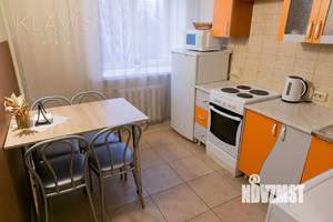 2-к квартира, посуточно, 50м2, 1/1 этаж