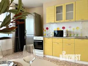 1-к квартира, посуточно, 39м2, 4/9 этаж