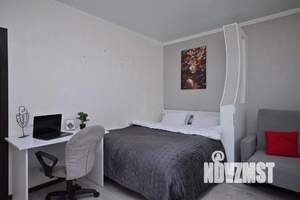 1-к квартира, посуточно, 64м2, 1/1 этаж