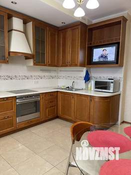 2-к квартира, посуточно, 72м2, 7/17 этаж