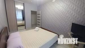 1-к квартира, посуточно, 38м2, 4/10 этаж