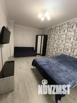 1-к квартира, посуточно, 42м2, 16/24 этаж