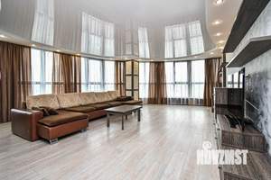 3-к квартира, посуточно, 118м2, 24/24 этаж