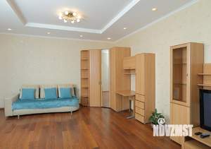 1-к квартира, посуточно, 58м2, 1/1 этаж