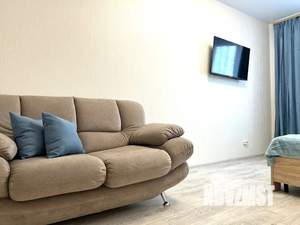1-к квартира, посуточно, 35м2, 4/25 этаж