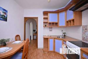 1-к квартира, посуточно, 39м2, 7/10 этаж