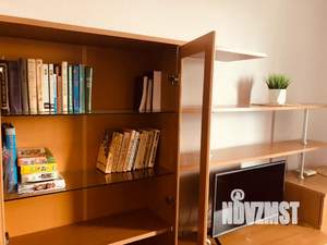 1-к квартира, посуточно, 42м2, 8/9 этаж