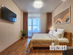 1-к квартира, посуточно, 35м2, 4/23 этаж