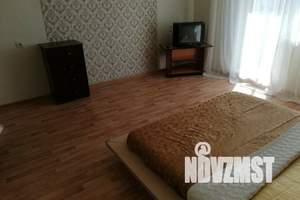 1-к квартира, посуточно, 35м2, 5/10 этаж