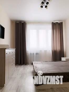 1-к квартира, посуточно, 40м2, 8/10 этаж