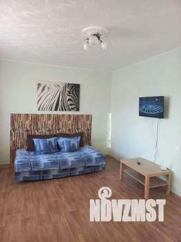 Студия квартира, посуточно, 40м2, 9/10 этаж