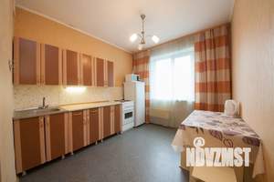 1-к квартира, посуточно, 34м2, 5/10 этаж