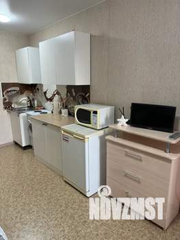 Студия квартира, посуточно, 31м2, 8/25 этаж