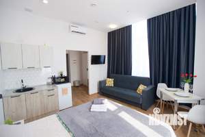 Студия квартира, посуточно, 35м2, 3/11 этаж