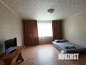 1-к квартира, посуточно, 40м2, 2/14 этаж