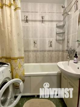 1-к квартира, посуточно, 42м2, 3/10 этаж