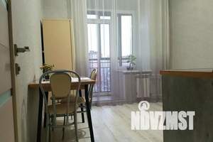 1-к квартира, посуточно, 42м2, 8/21 этаж