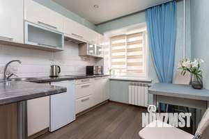1-к квартира, посуточно, 35м2, 3/9 этаж