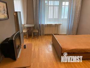 Студия квартира, посуточно, 33м2, 3/5 этаж