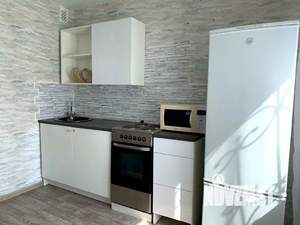 1-к квартира, посуточно, 35м2, 1/10 этаж