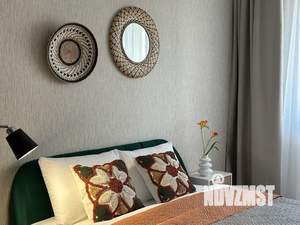 Студия квартира, посуточно, 30м2, 13/25 этаж