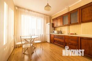 2-к квартира, посуточно, 74м2, 4/10 этаж