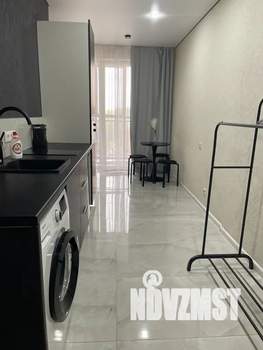 Студия квартира, посуточно, 28м2, 4/26 этаж