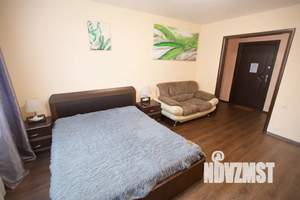 1-к квартира, посуточно, 42м2, 6/10 этаж