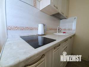1-к квартира, посуточно, 42м2, 1/5 этаж