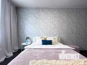 1-к квартира, посуточно, 38м2, 4/10 этаж