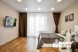 Студия квартира, посуточно, 38м2, 17/17 этаж