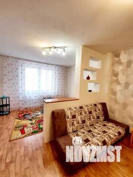 1-к квартира, посуточно, 37м2, 3/25 этаж