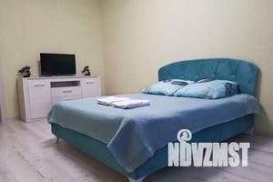 1-к квартира, посуточно, 42м2, 8/21 этаж