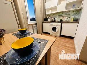 1-к квартира, посуточно, 37м2, 5/10 этаж