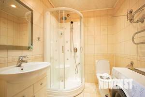 Студия квартира, посуточно, 33м2, 4/5 этаж