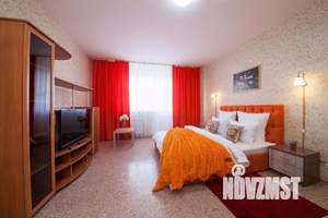 1-к квартира, посуточно, 49м2, 1/1 этаж