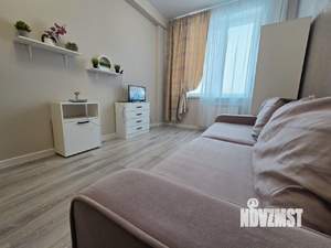 Студия квартира, посуточно, 33м2, 1/4 этаж