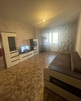 1-к квартира, на длительный срок, 42м2, 7/17 этаж