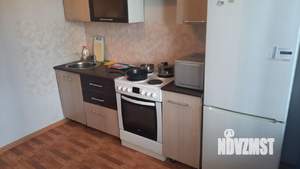 1-к квартира, посуточно, 42м2, 3/10 этаж