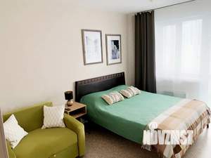 Студия квартира, посуточно, 35м2, 10/25 этаж