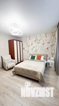 1-к квартира, посуточно, 41м2, 2/10 этаж