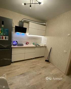 1-к квартира, на длительный срок, 45м2, 3/17 этаж